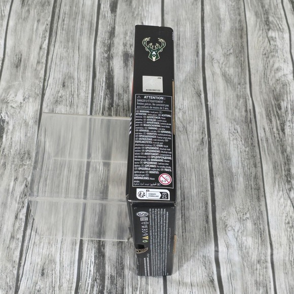 Hasbro Giannis Antetokounmpo Bucks NBA Starting Lineup SLU Series 1 Sealed NEW - Picture 3 of 6